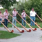 Alphornbläser im Landschaftspark Rechberghausen